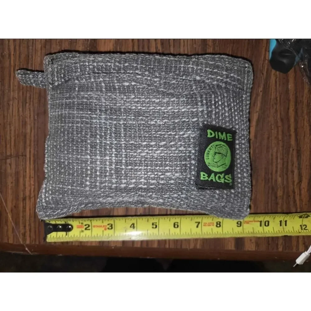 Dime Bags Gray Makeup Bag Zip Pouch with Inner Pockets 8 in x 5 in